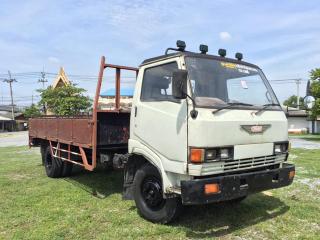 ขาย HINO KM 779 เครื่อง 117 แรง ยาว 5.50 ปี 1991 - 2534 รถห้าง มีช่องติดเครนแล้ว ซื้อไปติดตั้งเครนได้เลย 