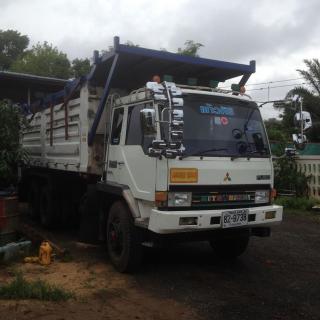 ขายรถดั้ม2เพลา FN527 TF3602 เครื่อง220เทอร์โบ พ.เพาเวอร์ เบรกจิฟฟี่ ภายในสวย เกียร์โลฮาย10สปีด เบรกใหญ่ เอกสารถูกต้อง เล่มทะเบียนพร้อมโอน ราคา880,000 สนใจโทร 090-8588220คุณนะ 093-3258446คุณบิว