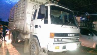 ขายรถบรรทุก 6ล้อใหญ่ FTR 195แรง ราคา450,000 สนใจโทร 090-8588220  093-3258446 www.narong2truck.com www.truck.in.th/498 https://www.facebook.com/narong2truck/ ID: narong498 ID: 09332584461 เพจ Facebook ณรงค์ ซื้อขายรถมือสอง กลุ่ม Facebook ณรงค์ ซื้อขายรถมือ